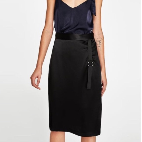 ZARA Gathered Satin Skirt - Picture 1 of 8